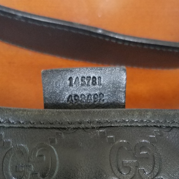 Gucci leather gg Handbag 💯% Authentic - Picture 13 of 14